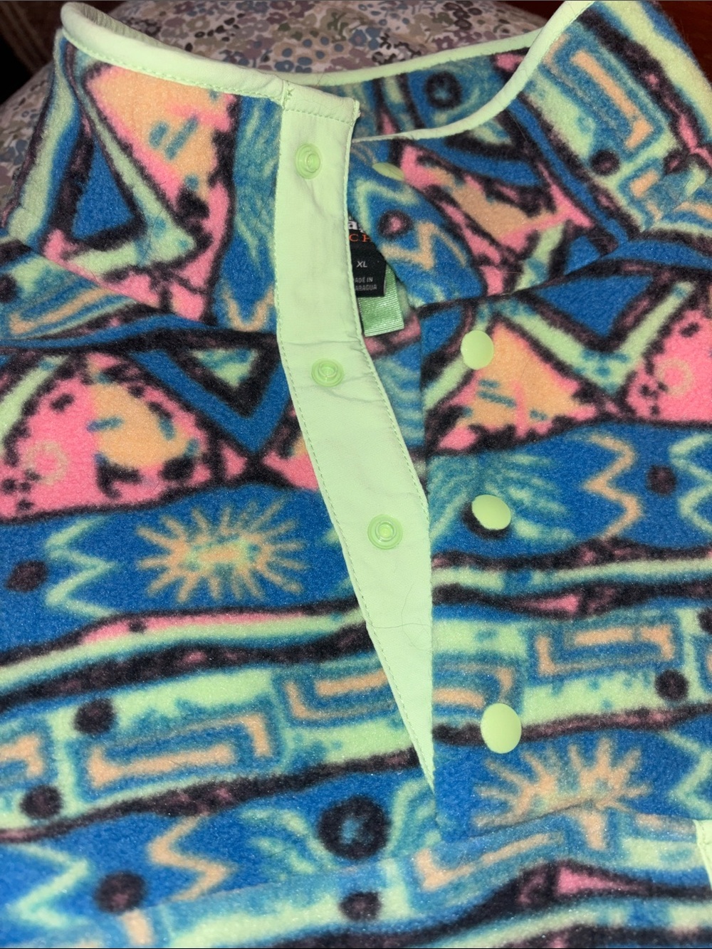 Patagonia retro patterned quarter snap fleece - Picture 3 of 5